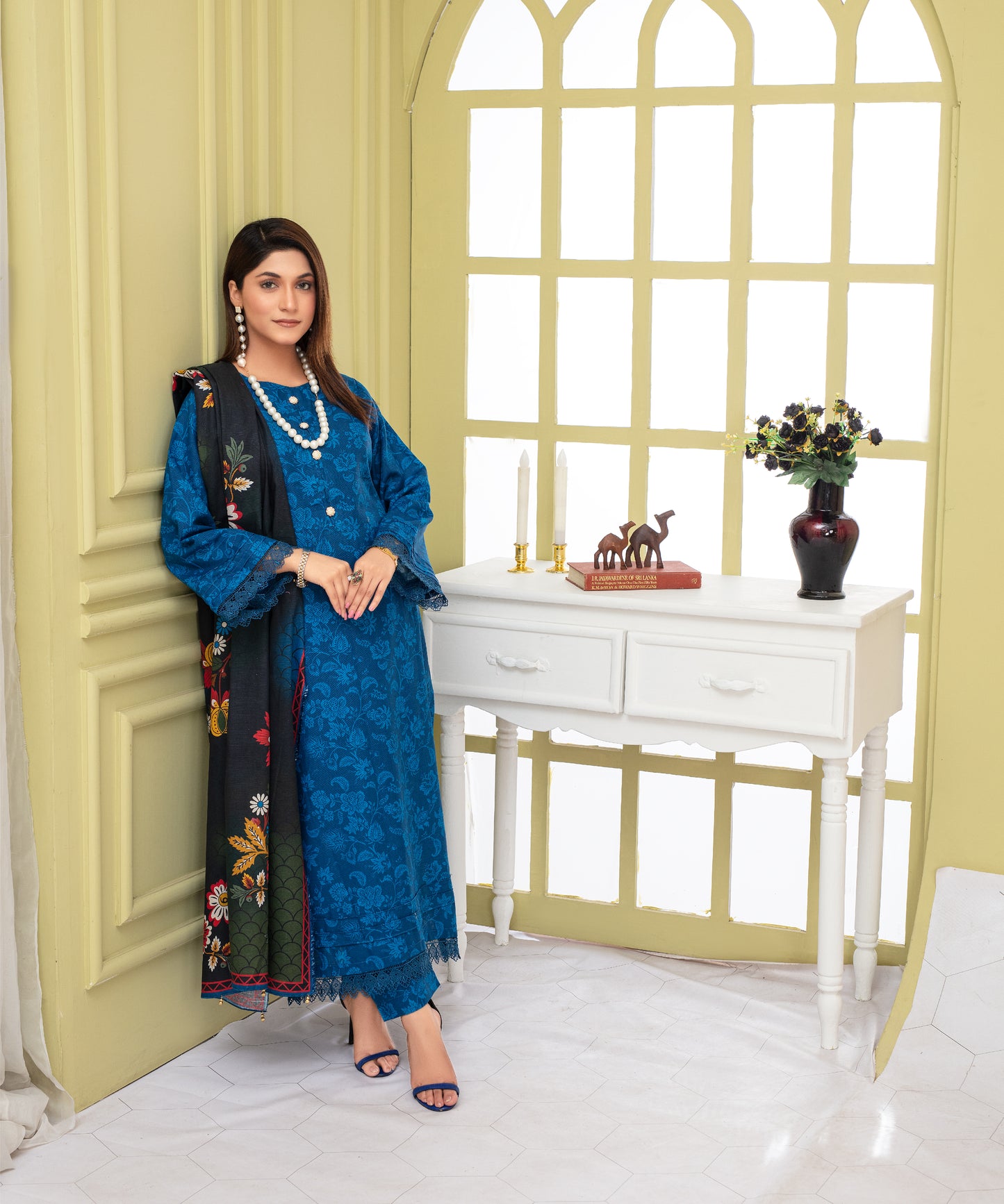 3PC WITH KHADDAR PRINTED SHIRT & TROUSER-909