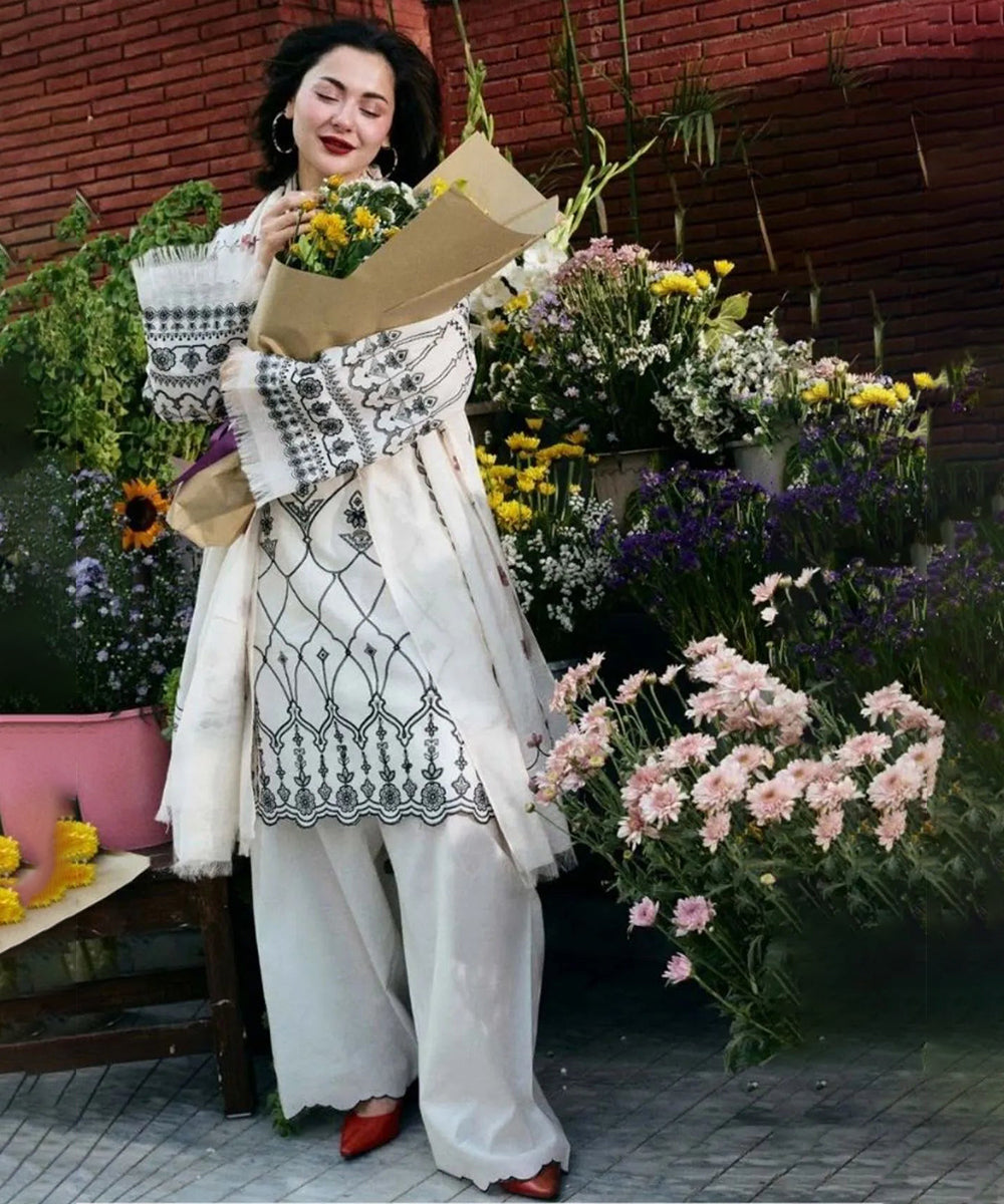 Lawn-3PC Embroidered Shirt with Digital Printed Jacquard Dupatta- 1383