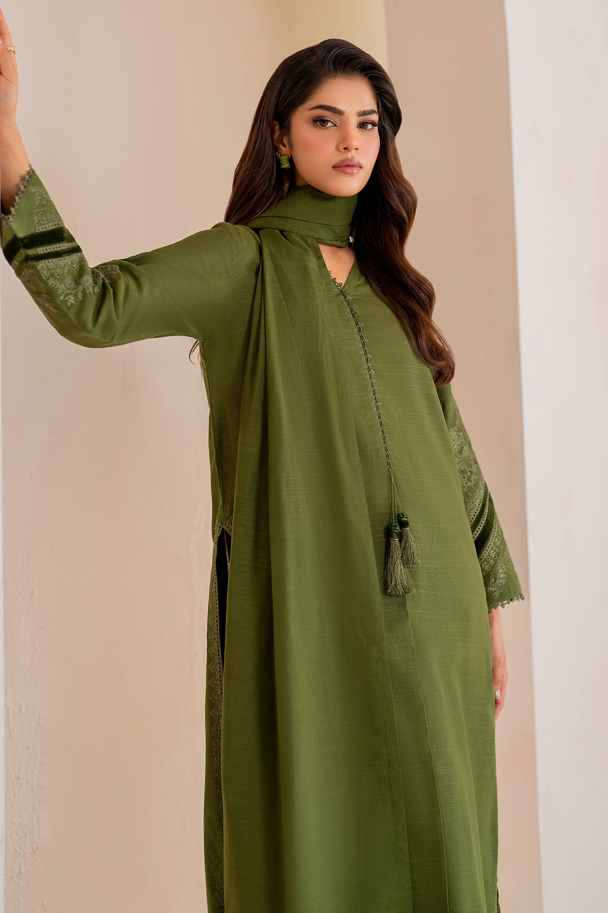 3PC EMBROIDERED Dhanak Shirt With Embroidered Shawl-684