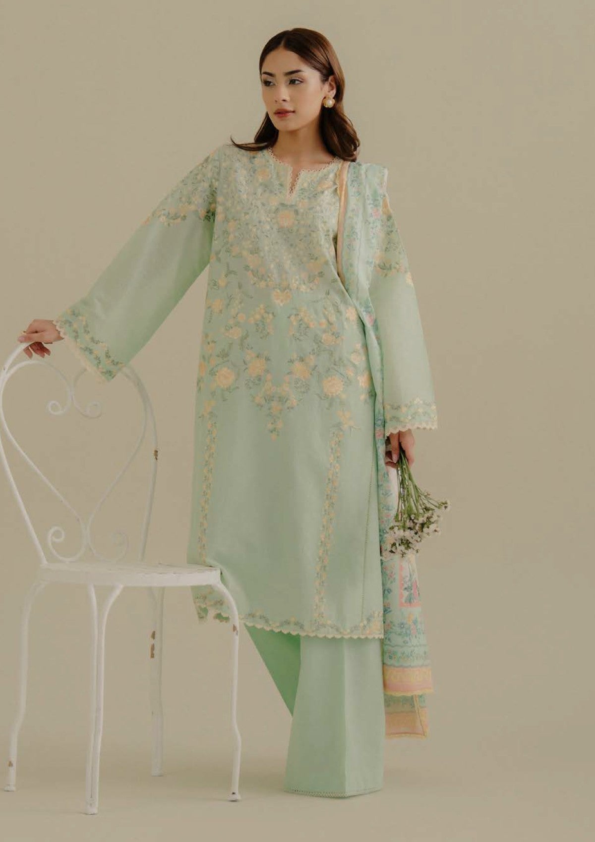 Lawn-3PC Embroidered Shirt with Digital Printed Jacquard Dupatta-1395