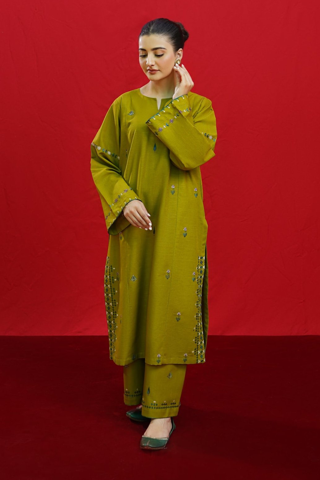 Lawn-3PC Embroidered Shirt with Digital Printed Jacquard Dupatta-1074