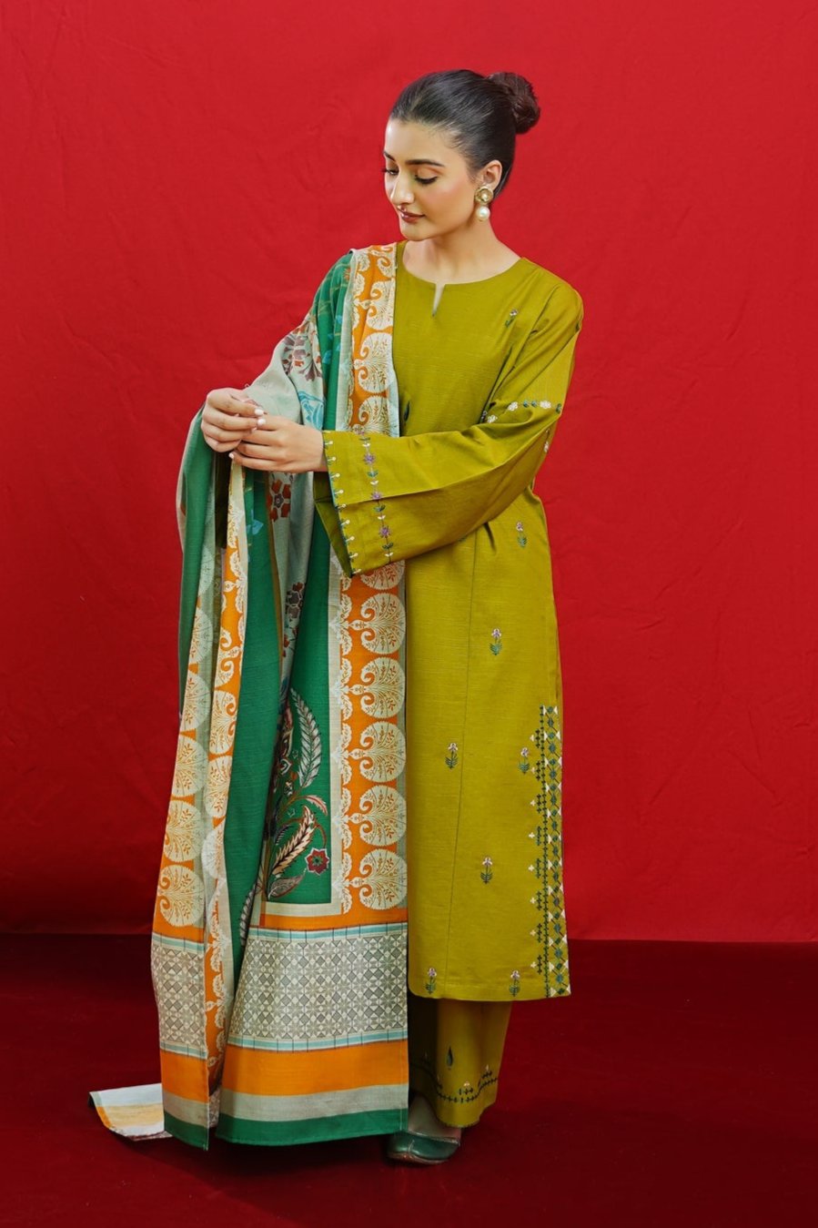 Lawn-3PC Embroidered Shirt with Digital Printed Jacquard Dupatta-1074